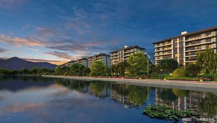 華夏陽光云南區(qū)域公司榮膺“中國西部房地產(chǎn)50強” 彰顯云南地產(chǎn)品質(zhì)實力